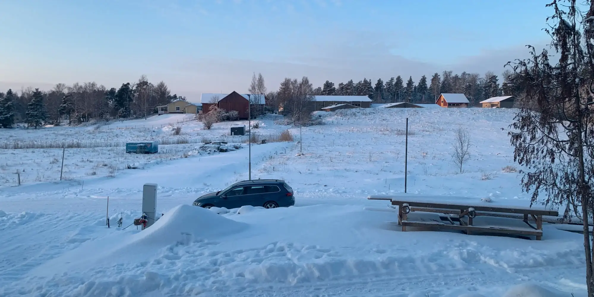 Reikiä seiniin!